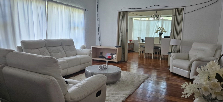 4 Bedroom Property for Sale in Newlands Western Cape